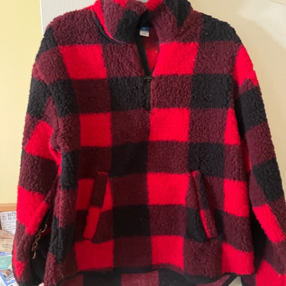Old Navy XS sweatshirt, red and black fleece